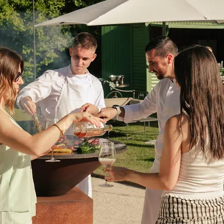 Chateau De Fonscolombe - Relais & Chateaux-3