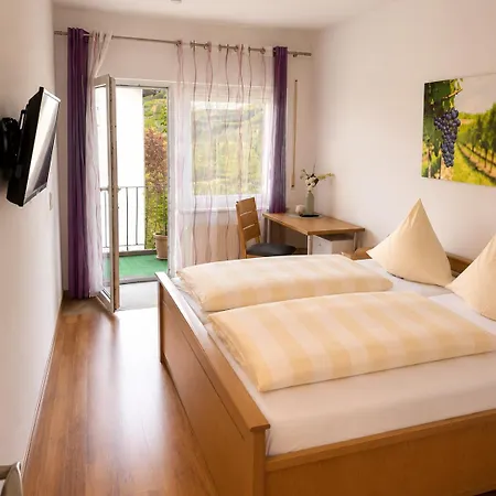Bed&Breakfast - Rheingauer Hof-2