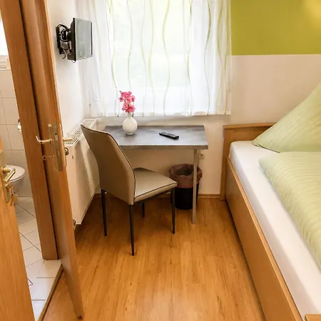 Bed&Breakfast - Rheingauer Hof-3