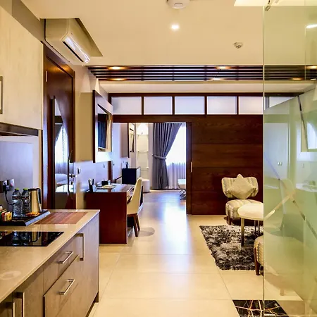 Oak Plaza Suites-2