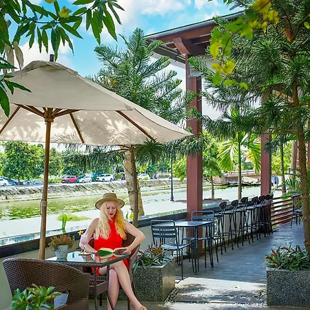 Laluna Hoi An Riverside Hotel & Spa-3