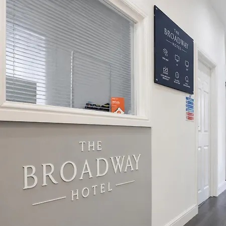 The Broadway Hotel - London Heathrow-3