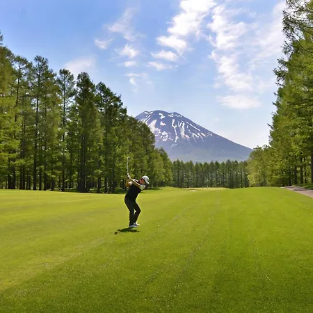 Hinode Hills Niseko Village-3