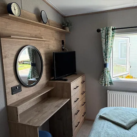 Caravan By The Sea Trecco Bay-2