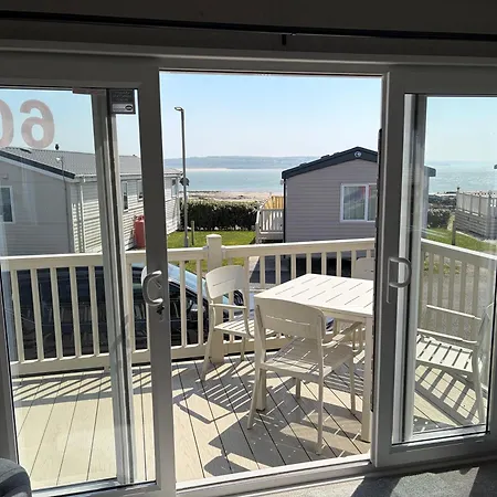 Caravan By The Sea Trecco Bay-3