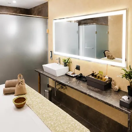 Gift City Club, A Member Of Radisson Individuals-2