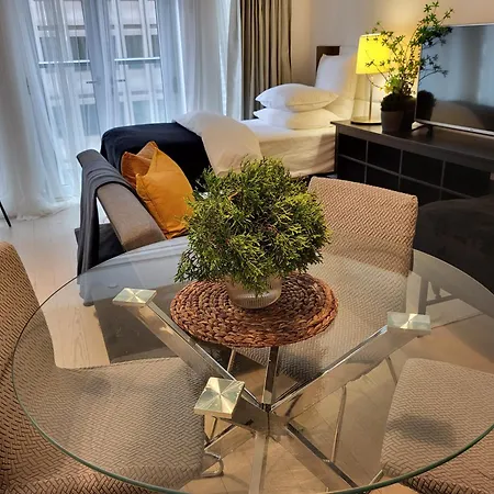 Stylish Downtown Toronto Residential Hotel-2