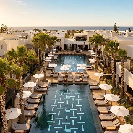 Radisson Blu Zaffron Resort, Santorini (Adults Only)-3