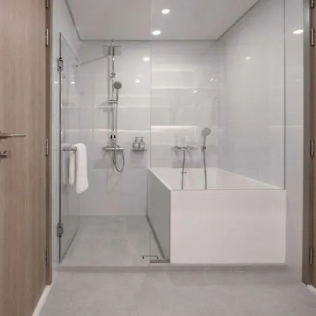 Ramada By Wyndham Bangkok Sukhumvit 87-3