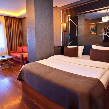 216 Eagle Palace Suite-3