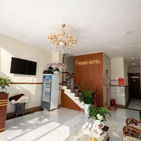 Rosie Hotel-3