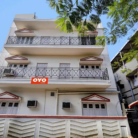 Super Oyo Hotel O Fantasy Stay Vibe-2