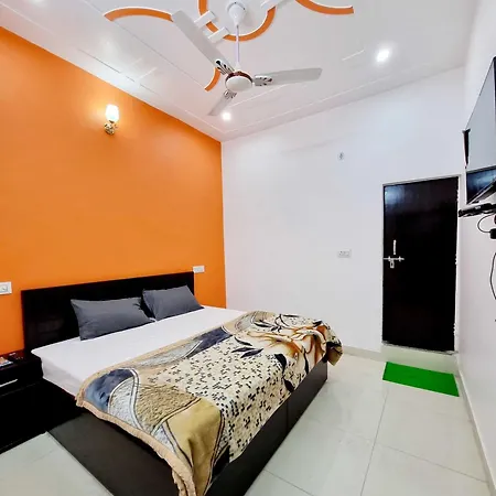 Oyo 81090 Hotel Ml Residency-3
