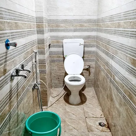 Oyo 81090 Hotel Ml Residency-2