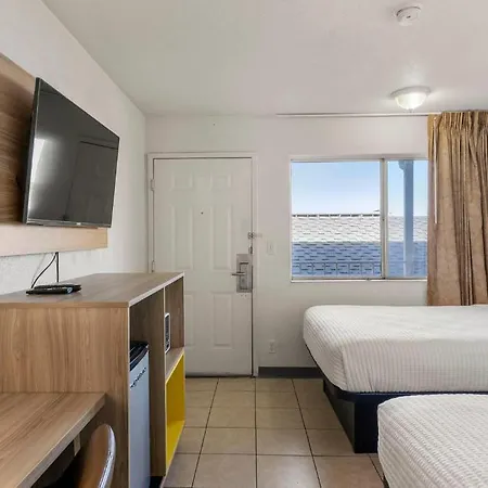 Days Inn By Wyndham Wheat Ridge - Denver West-2