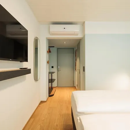 Fred Hotel Central-3