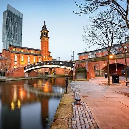 Holiday Inn Express Manchester - Salford Quays By Ihg-3