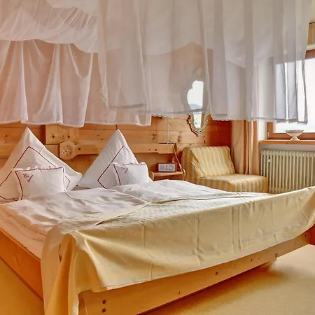 Landhotel Binderhaeusl Garni-2
