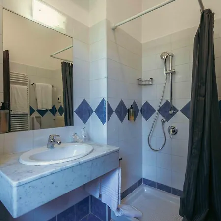 Hotel Italia-3