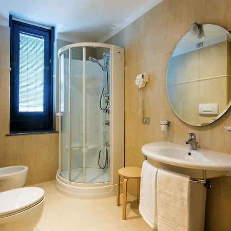 Best Western Plus Executive Hotel And Suites-3