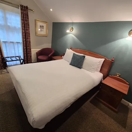 Warren Lodge-2