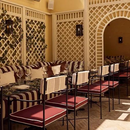 The Leonard Hotel-3