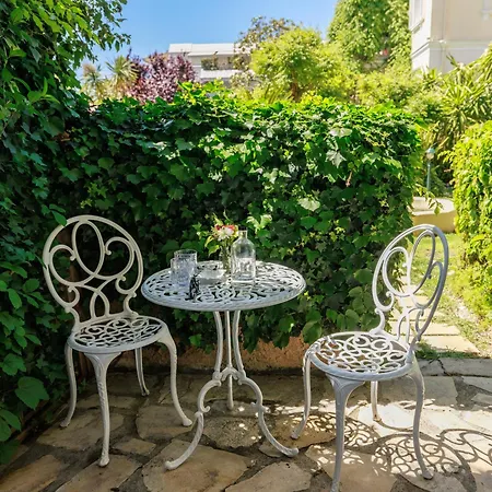 Hotel La Villa Sainte Valerie Adults Only-2