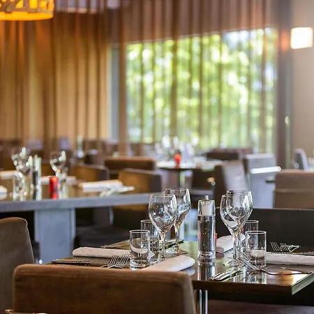 Novotel Canberra-3