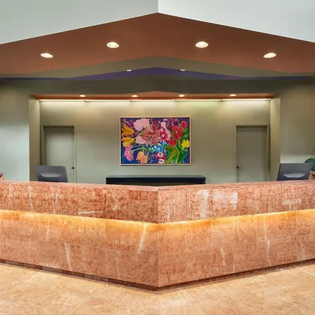 Royal Hotel West Edmonton, Trademark Collection By Wyndham-3