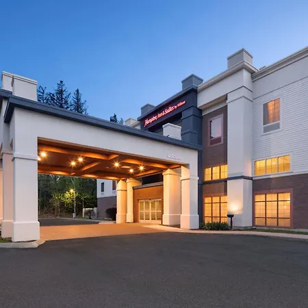 Hampton Inn & Suites Berkshires-Lenox-3