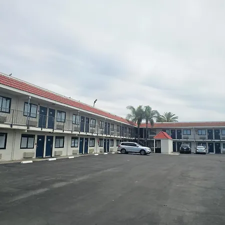 Bridgeview Hotel-3