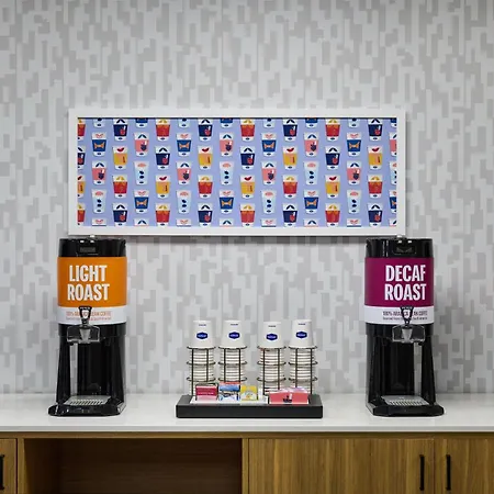 Hampton Inn Janesville-3