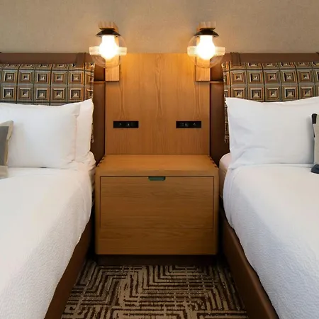 Marin Hilltop Hotel-2