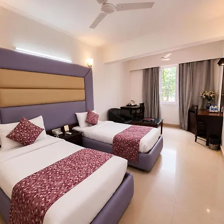 The Solace Hotel - Nehru Place-2