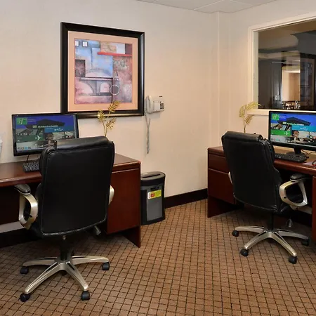 Holiday Inn Express Hotel & Suites Lincoln-Roseville Area By Ihg-2