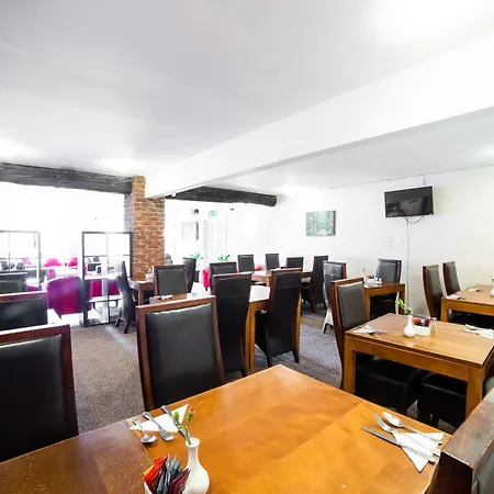 Oyo White Horse Lodge Hotel, East Thirsk-2
