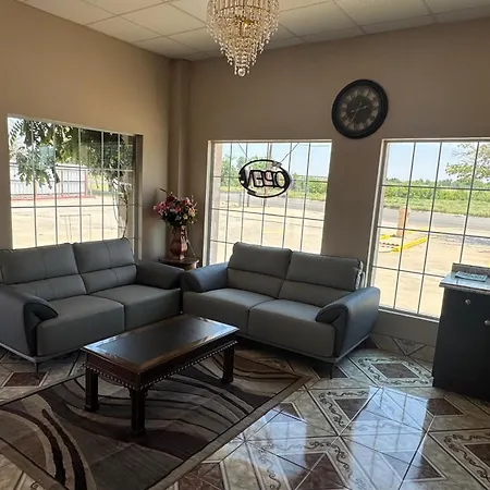 Villa West Inn-2