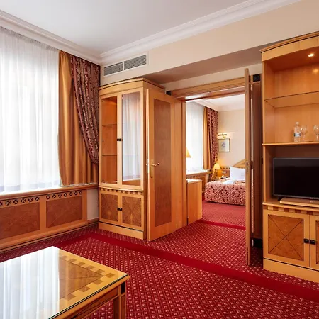 Natsionalny Hotel-3