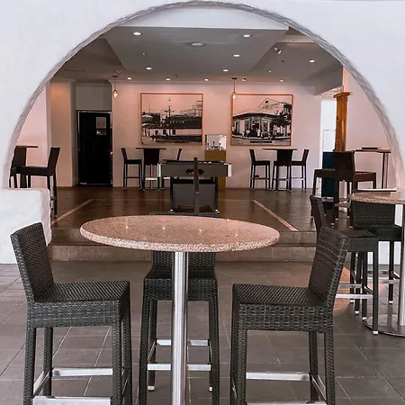 Wyndham San Jose Herradura-2