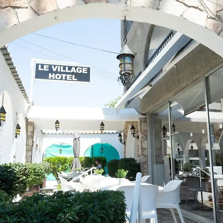 Le Village Hotel-2