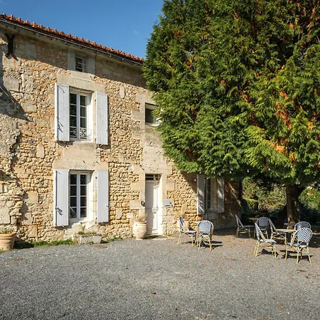 Domaine Du Champ Fleuri-3