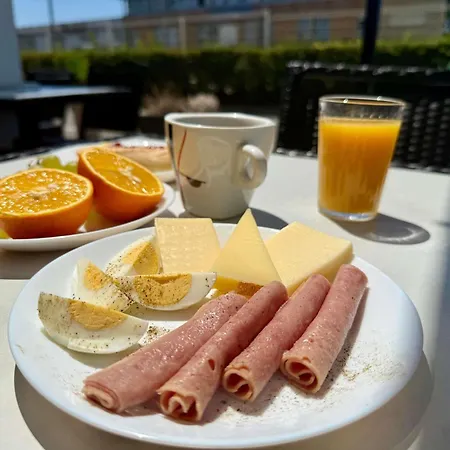 Ibis Budget Marseille Vitrolles-3
