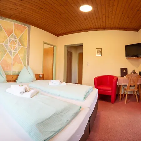 Hotel Landhof Simeter-3