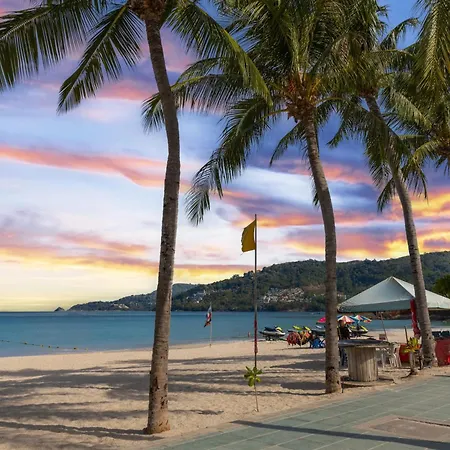 Holiday Inn Express Phuket Patong Beach Central By Ihg-3