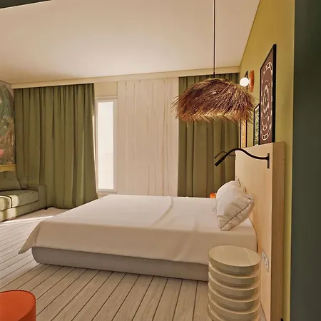 Ibis Styles Vannes Pte Golfe-3