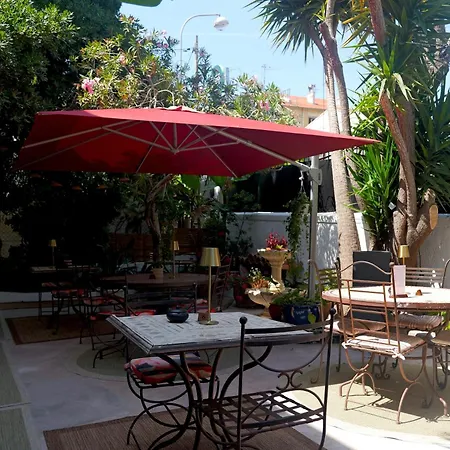 Logis Hotel Villa Victorine-3