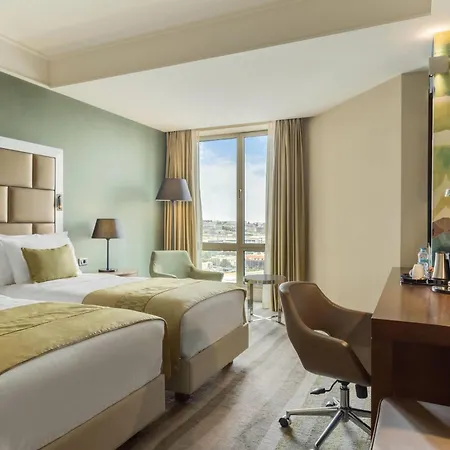 Wyndham Grand Istanbul Europe-2