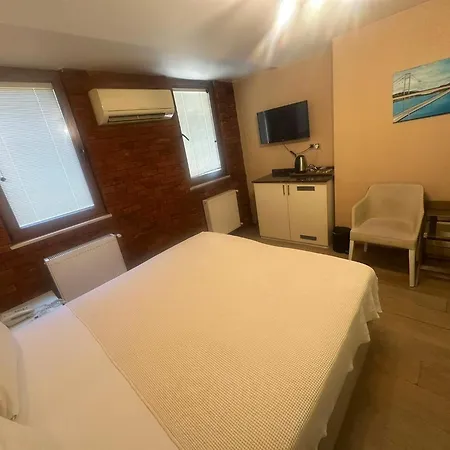 Rooms Inn Taxim-2