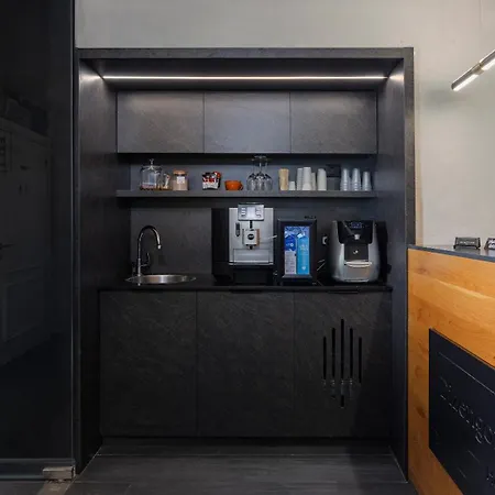 Dizengoff Avenue Boutique Hotel-3