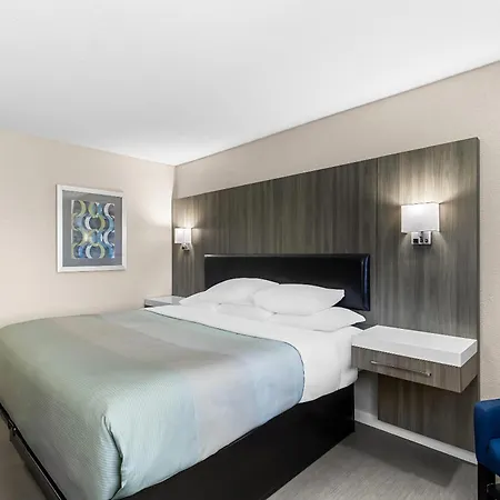 Quality Inn Oskaloosa-2